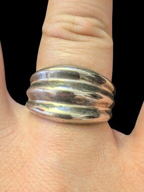 Vintage Marsala 925 Sterling Silver 13.8mm Size 7.5 Wave Ring